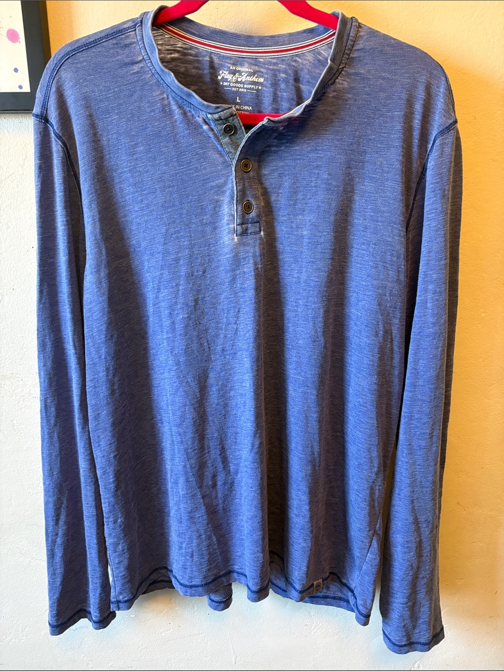 Men's Blue Long-Sleeve Henley Shirt - Casual Everyday Style